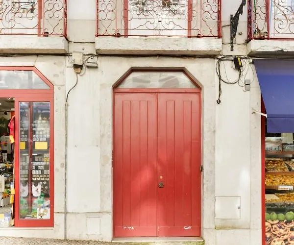 Alfama Sophisticate Flat With Balconies 2bedrs 2baths & Ac In 19th Century Building Historic Center Lisboa